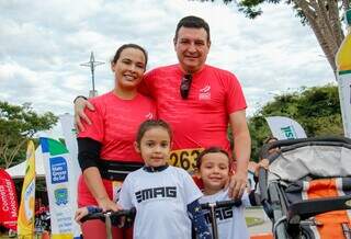 Corrida re&uacute;ne mais de mil atletas em prol da solidariedade e do amor ao pr&oacute;ximo