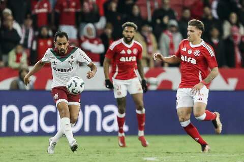 Fluminense bate Inter e fica a dois pontos de vaga na Libertadores