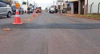 Motociclista perde controle ao passar em quebra-molas, bate em portão e morre Motociclista perde controle ao passar em quebra-molas, bate em portão e morre