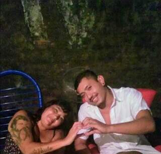 &quot;Senti d&oacute;&quot;, diz m&atilde;e ao ver pela primeira vez suspeito de matar o filho 