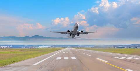 A&eacute;rea inicia junho com mega promo&ccedil;&atilde;o de passagem