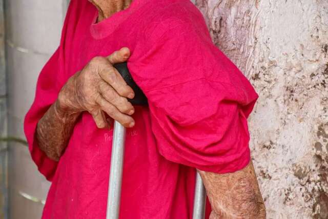 Filhos que abandonam idosos podem enfrentar processo e pagar pens&atilde;o aliment&iacute;cia