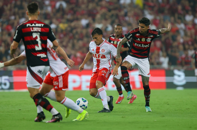 Libertadores da Am&eacute;rica ter&aacute; Inter x Flamengo nas oitavas de final