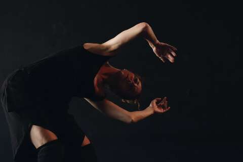 Oficina gratuita de dan&ccedil;a prop&otilde;e reflex&atilde;o sobre g&ecirc;nero e mem&oacute;ria