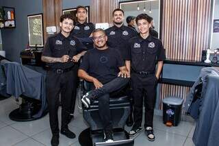 Pai sem dinheiro fez o que p&ocirc;de e inspirou a profiss&atilde;o dos filhos