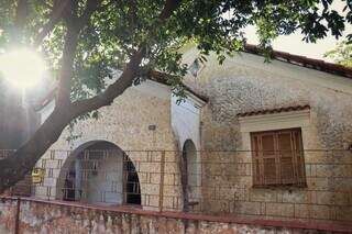 Casa portuguesa de 75 anos preserva mem&oacute;rias de cinco gera&ccedil;&otilde;es