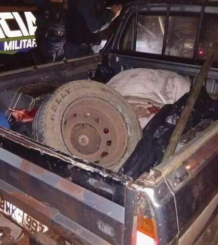 Furto de gado termina com dois mortos em troca de tiros com a pol&iacute;cia