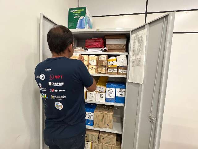 Superintend&ecirc;ncia tem 3 mil carteiras de trabalho esquecidas no Estado