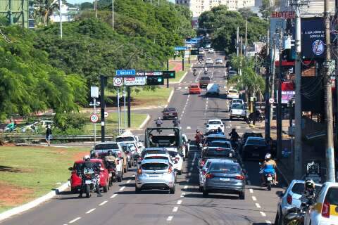 Tr&acirc;nsito da Capital &ldquo;troca de m&atilde;os&rdquo;, mas continua sem fiscaliza&ccedil;&atilde;o na rua
