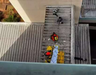 Cirurgi&atilde;o morre ap&oacute;s cair do 4&ordm; andar da Santa Casa