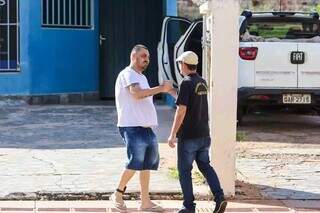 Bra&ccedil;o direito de ex-vereador e &quot;laranja&quot; de empresa s&atilde;o outros presos pelo Gaeco