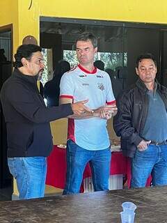 Comercial lança desafio de torcida com o Operário para a Série B Comercial lança desafio de torcida com o Operário para a Série B