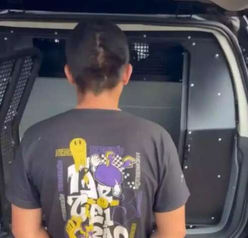 Foragido, condenado a 10 anos por matar homem a facadas &eacute; preso