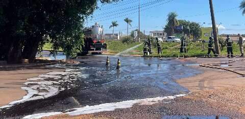 Empresa responder&aacute; por crime ambiental ap&oacute;s querosene cair em c&oacute;rrego