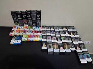 Tabacaria &eacute; alvo de fiscaliza&ccedil;&atilde;o e dono &eacute; preso por venda cigarros eletr&ocirc;nicos
