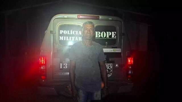 &ldquo;Minha m&atilde;e era meu xod&oacute;&rdquo;, diz filho de mulher morta ap&oacute;s ter corpo queimado 