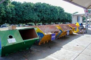 Último dia do Drive-Thru da Reciclagem oferece descarte de resíduos e vacinação Último dia do Drive-Thru da Reciclagem oferece descarte de resíduos e vacinação