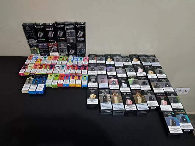 Tabacaria &eacute; alvo de fiscaliza&ccedil;&atilde;o e dono &eacute; preso por venda cigarros eletr&ocirc;nicos