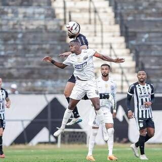 Antes de anunciar novo técnico, Operário demite membros da antiga comissão Antes de anunciar novo técnico, Operário demite membros da antiga comissão