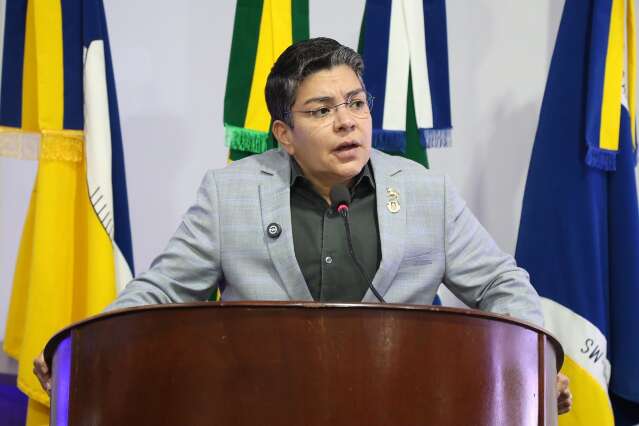 M&eacute;dico acusa vereadora por quebra de decoro, mas C&acirc;mara rejeita den&uacute;ncia