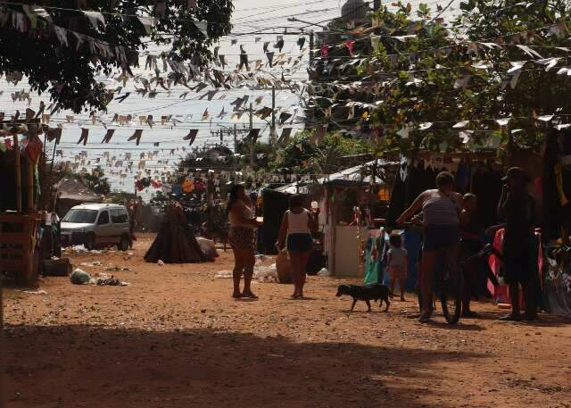 Quatro pessoas ficaram feridas em festa junina que terminou em morte