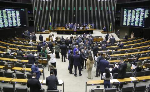 C&acirc;mara aprova lei que flexibiliza regras para terras na faixa de fronteira