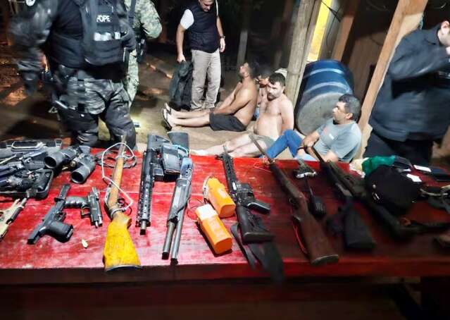 Pol&iacute;cia paraguaia procura l&iacute;der de quadrilha de traficantes da fronteira
