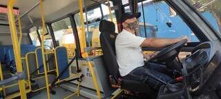 Prefeitura abre 54 vagas para motoristas de van e veículos pesados Prefeitura abre 54 vagas para motoristas de van e veículos pesados