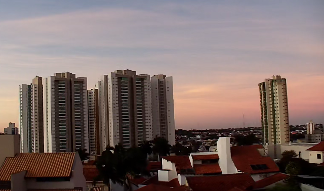 Ventania deixa sensa&ccedil;&atilde;o em 5&ordm;C, mas tempo firme predomina na Capital