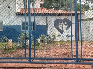 Pol&iacute;cia e Defensoria voltam &agrave; comunidade denunciada por tortura e c&aacute;rcere