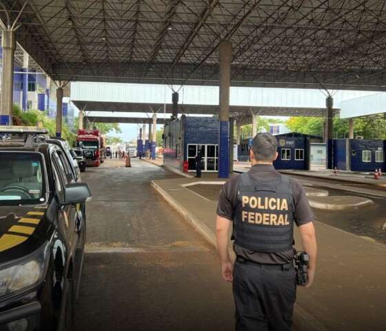 Brasileiro foragido &eacute; preso na linha internacional e entregue &agrave; PF