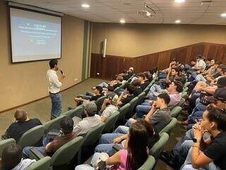 Curso intensivo prop&otilde;e nova abordagem de lideran&ccedil;a no setor agropecu&aacute;rio