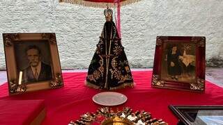 Promessa de bisavó em pé de manga reúne família há quase 100 anos Promessa de bisavó em pé de manga reúne família há quase 100 anos