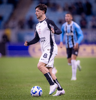 Corinthians empata com Gr&ecirc;mio e Santos deixa zona de rebaixamento