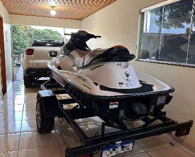 PF apreende armas, caminhonetes de luxo e jet sky em a&ccedil;&atilde;o contra traficantes