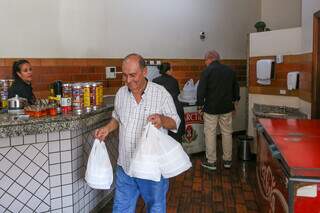 De pai para filho, Vitorino&#039;s &eacute; hist&oacute;ria de feijoada e prosa boa h&aacute; 70 anos