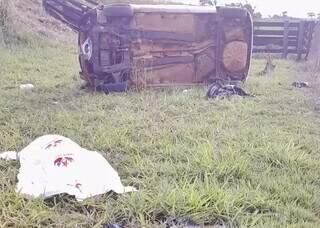 Trabalhador rural morre ap&oacute;s ser arremessado de carro em acidente na rodovia 
