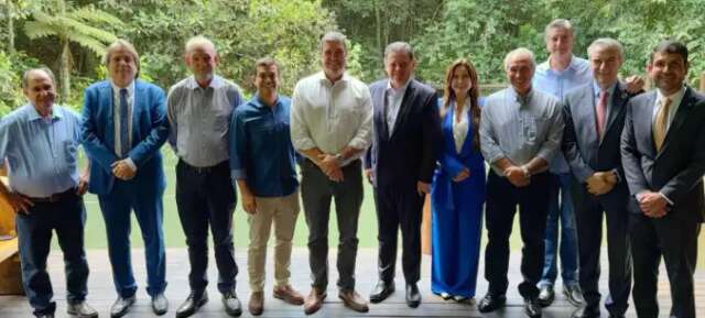 Ninho tucano se re&uacute;ne para voltar a discutir futuro do PSDB