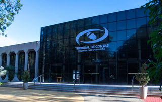 Justiça bloqueia R$ 19 milhões de cada réu em ação de improbidade contra TCE Justiça bloqueia R$ 19 milhões de cada réu em ação de improbidade contra TCE