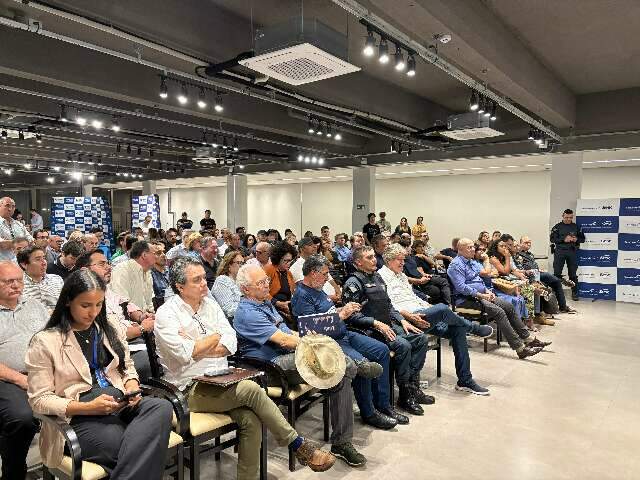 Comerciantes exigem seguran&ccedil;a e solu&ccedil;&otilde;es para o abandono do Centro