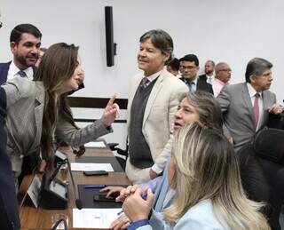 Após fracasso com Podemos, tucanos retomam articulação de líderes Após fracasso com Podemos, tucanos retomam articulação de líderes