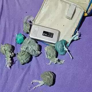 Policiais de 4 cidades fazem opera&ccedil;&atilde;o contra tr&aacute;fico de maconha e crack 