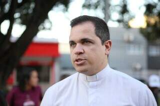 F&eacute;, alegria e IA auxiliam na confec&ccedil;&atilde;o dos tapetes de Corpus Christi