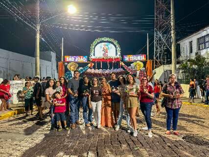 F&eacute;, tambor e comida com alma movem roteiro afro em Corumb&aacute;