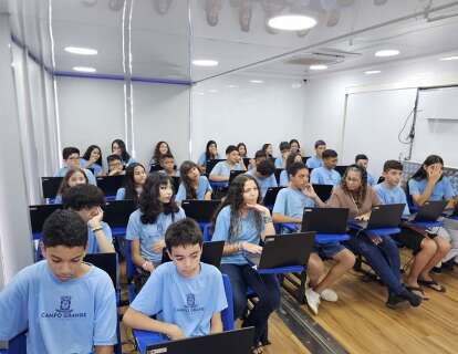 Projeto Carreta Digital certifica 2 mil alunos em Campo Grande