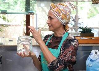 H&aacute; 5 anos, Neuza transforma alimentos com fermenta&ccedil;&atilde;o milenar
