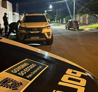 Homem morre e pol&iacute;cia encontra drogas em casa no Jardim Centen&aacute;rio