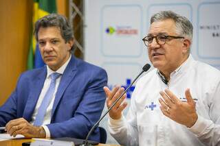 Governo autoriza que hospitais privados troquem dívidas por atendimentos no SUS Governo autoriza que hospitais privados troquem dívidas por atendimentos no SUS