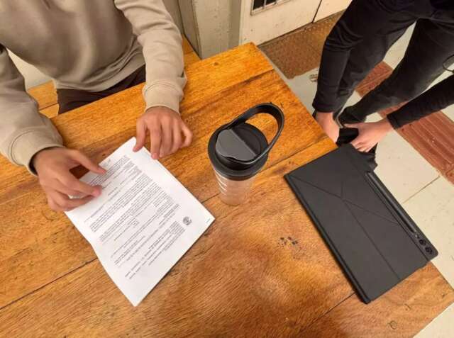 &quot;Ainda nem tinha escurecido&quot;, dizem alunos assaltados dentro de campus da UFMS