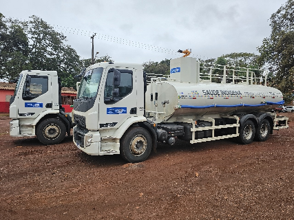 Aldeias de MS recebem caminh&otilde;es-pipa para combater escassez de &aacute;gua